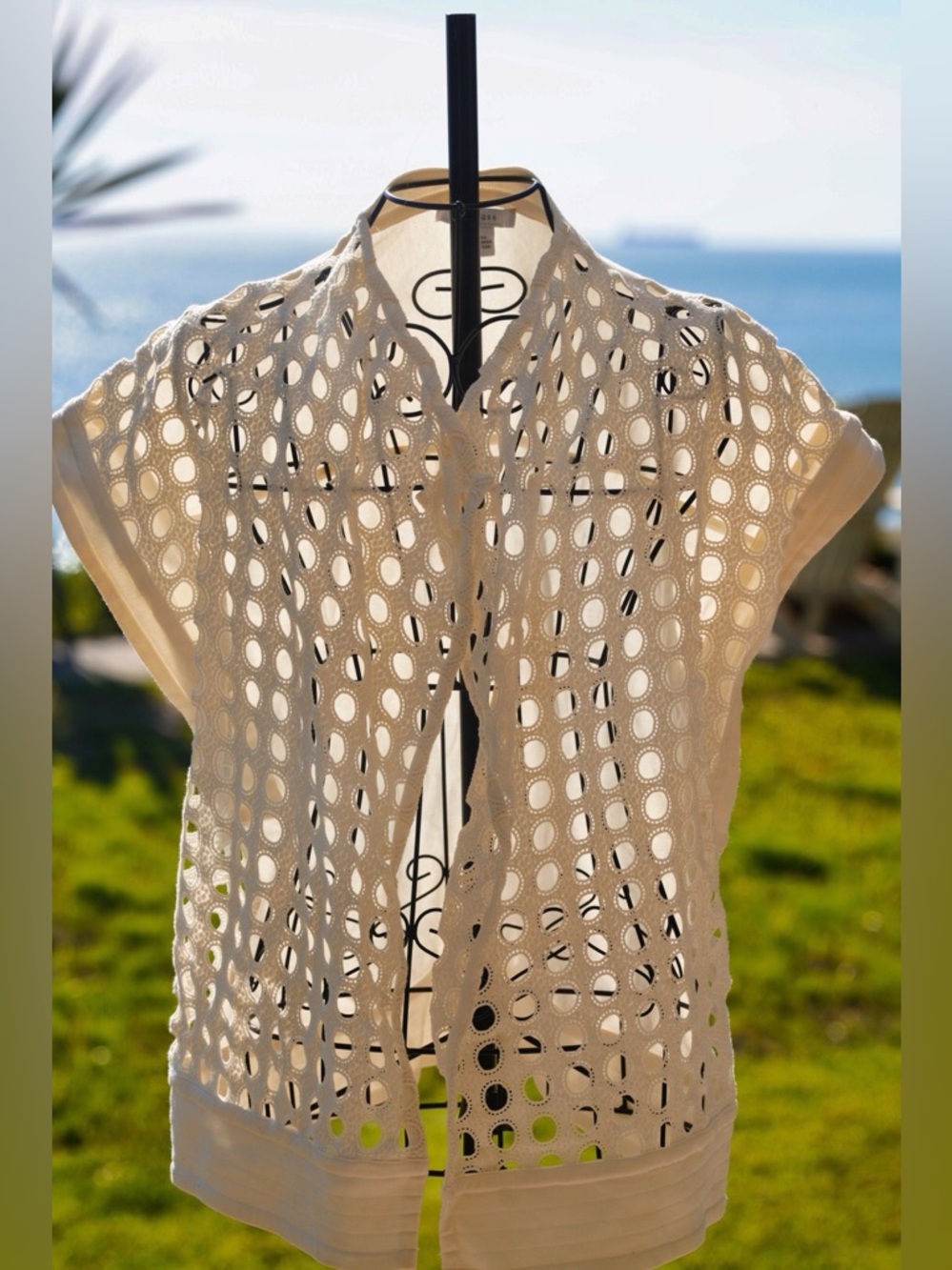 Joan Vass Luxury Cotton Eyelet Sleeveless Cardigan - White - Size 1 - Picture 4 of 4